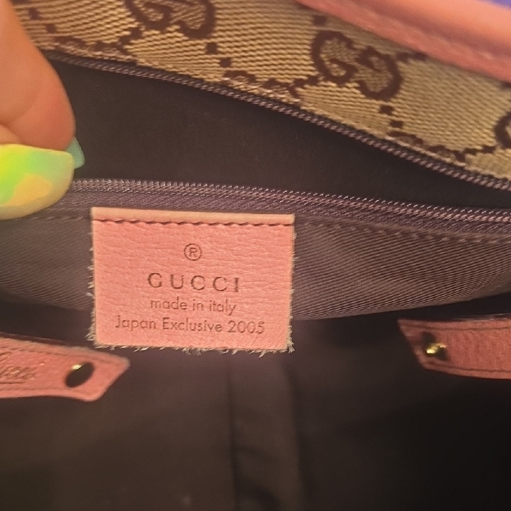 Gucci Pink Shoulder Bag with Dome Shape Amazing Clean Condition Authentic COA - Picture 6 of 16